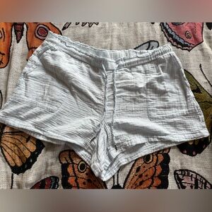 Gap plus sized shorts